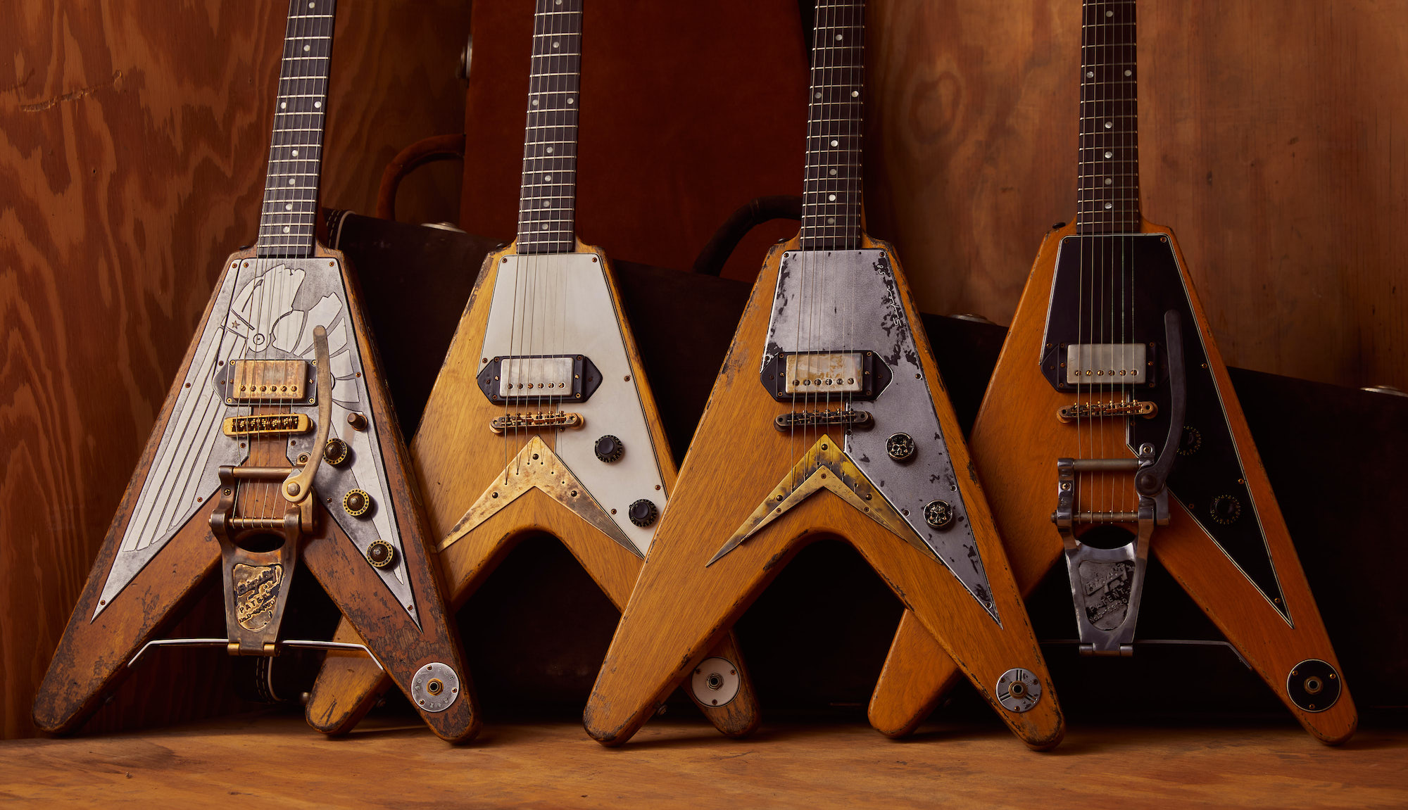 Gibson lanza la nueva línea de guitarras Master Artisan con la impresionante colección Leo Scala Super '58 Flying V