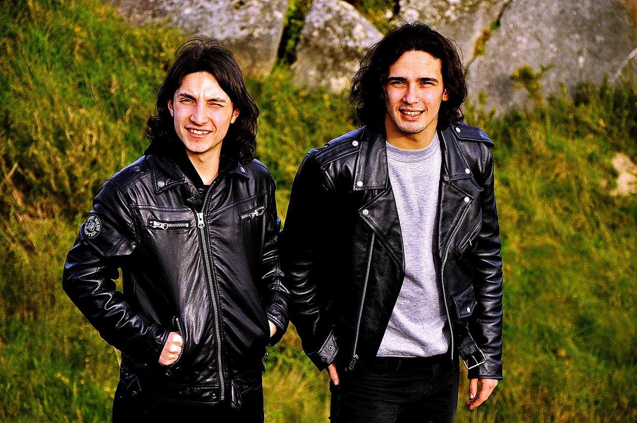 Dioivo dúo metal galego