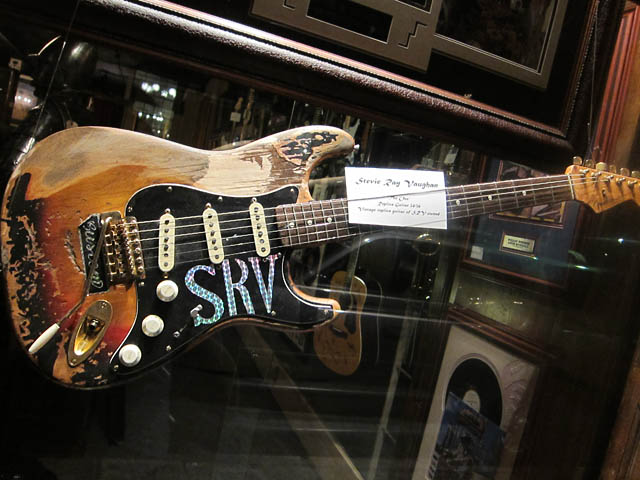 Guitarras eléctricas legendarias replica SRV